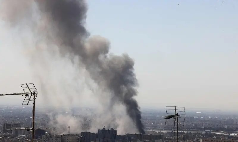 A plume of smoke rises following reported explosions in Tehran on March 1, 2026. Ayatollah Ali Khamenei, Iran&rsquo;s supreme leader since 1989 and sworn enemy of the West, was killed in the opening salvo of a massive US and Israeli attack, sparking a new wave of retaliatory missile strikes from Tehran on March 1. &mdash;AFP