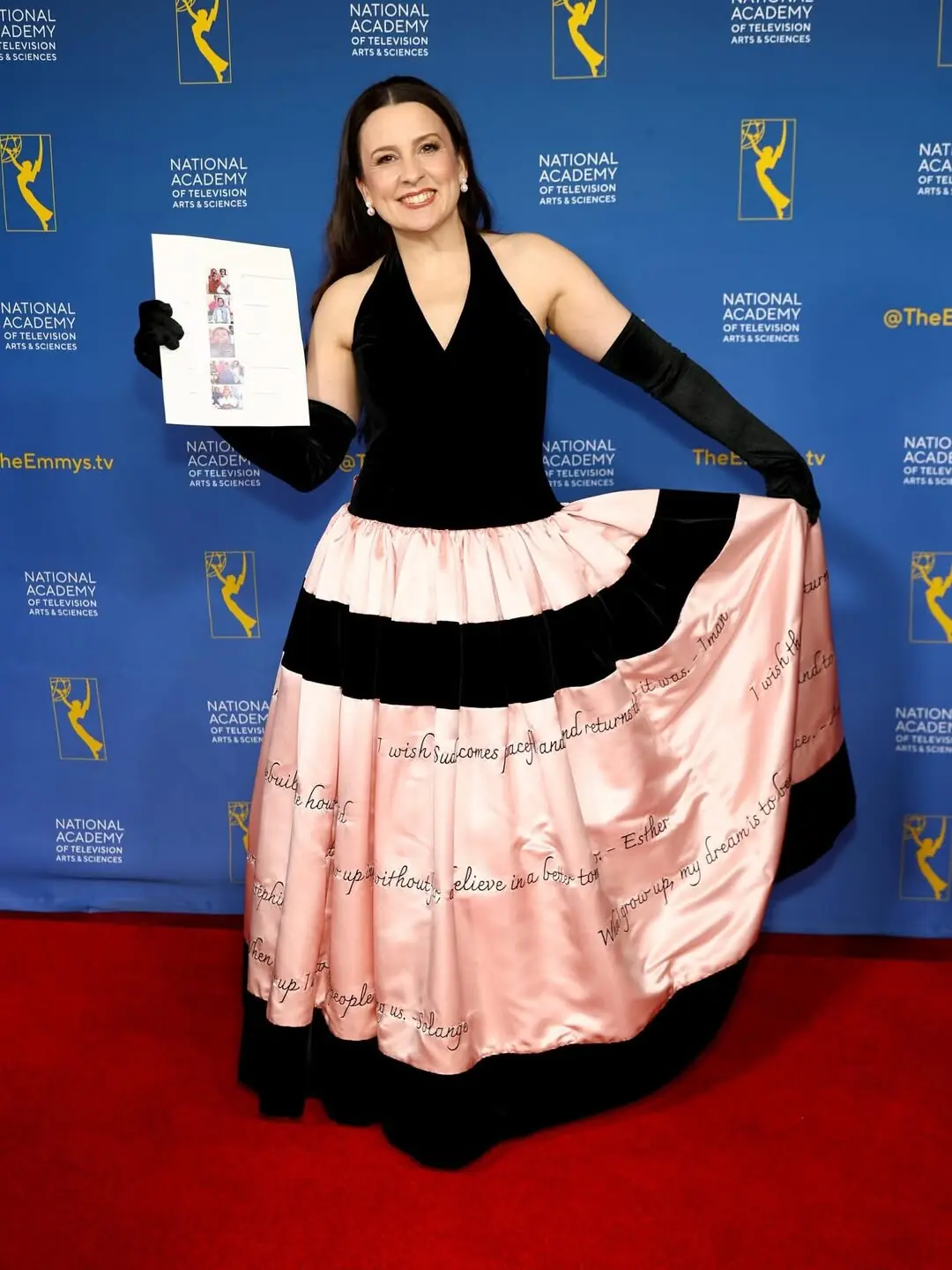 YouTuber Ms Rachel wore a dress with messages from kids in Sudan and DR Congo to the Children&rsquo;s Emmys
