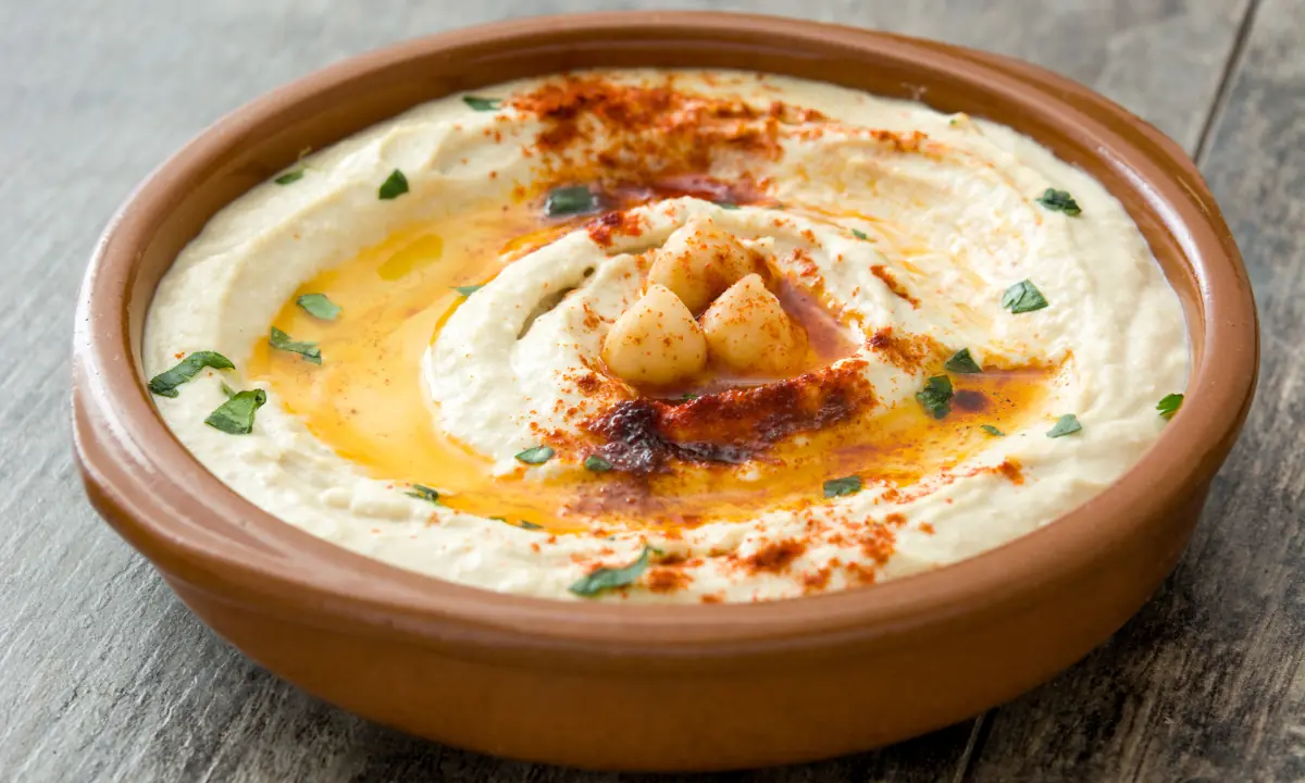 You can&rsquo;t have an authentic Arabic meal without these two dips on your table