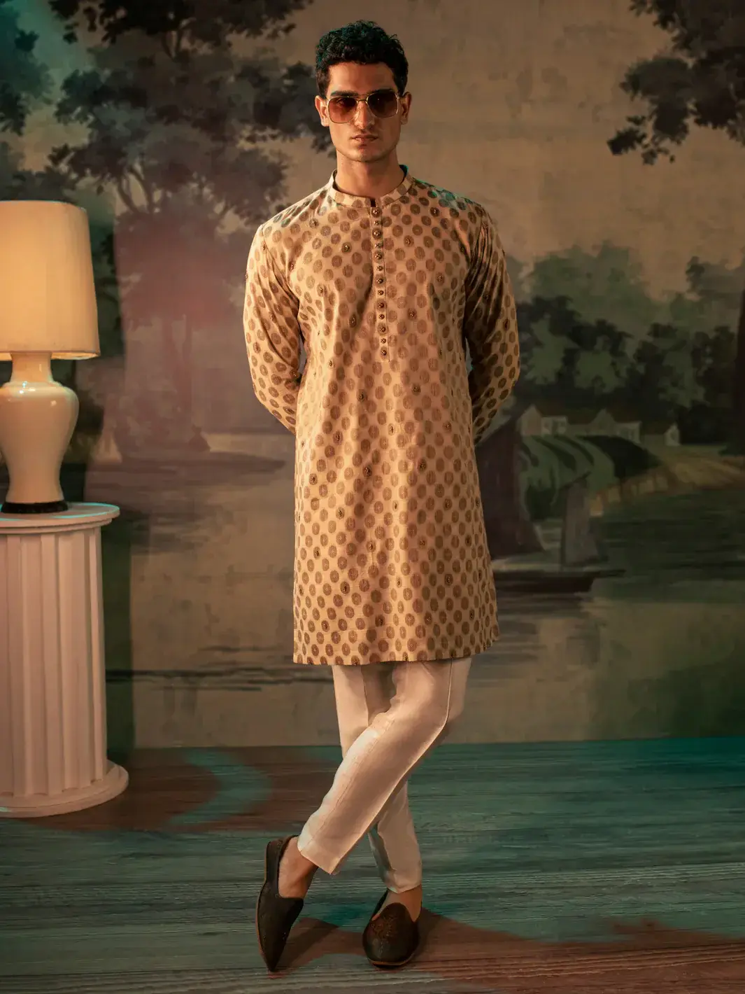  Kurtas don&rsquo;t all have to be boring. Photo: Almirah