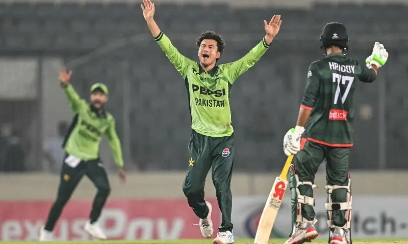Pakistan&rsquo;s Maaz Sadaqat (C) successfully appeals for leg before wicket (LBW) against Bangladesh&rsquo;s Litton Das during the second one-day international (ODI) cricket match between Bangladesh and Pakistan at Sher-e-Bangla National Stadium in Mirpur on March 13, 2026.