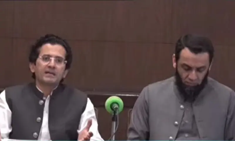 Petroleum Minister Ali Pervaiz Malik and Information Minister Ataullah Tarrar address a press conference on March 21, 2026. &mdash; DawnNewsTV
