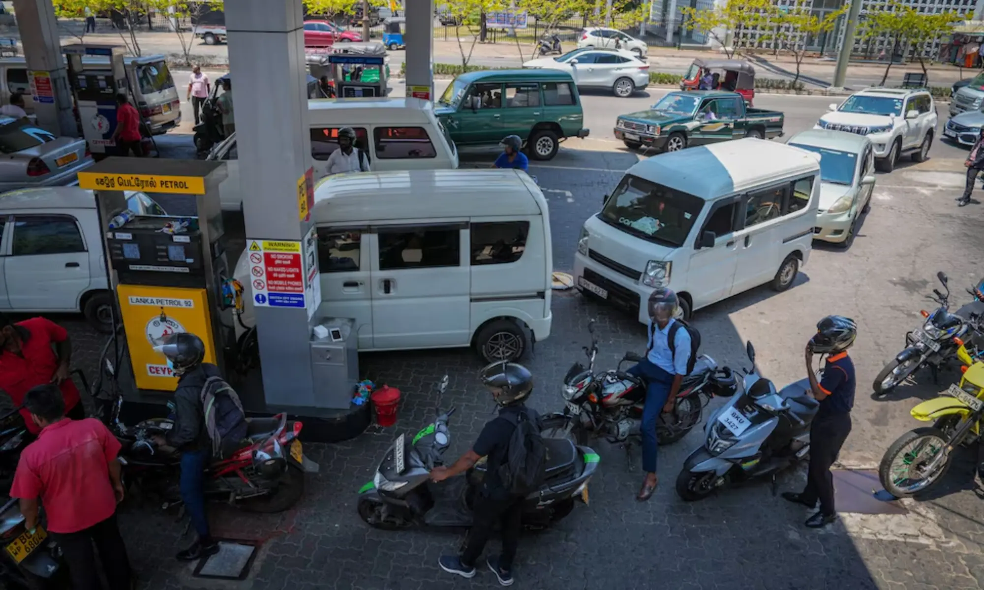 Vehicles queue to buy petrol at a fuel station, due to concerns over fuel supply amid the US-Israel war on Iran, in Colombo, Sri Lanka, March 16, 2026. — Reuters Vehicles queue to buy petrol at a fuel station, due to concerns over fuel supply amid the US-Israel war on Iran, in Colombo, Sri Lanka, March 16, 2026. — Reuters