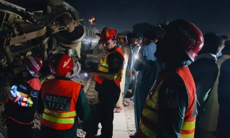Rescue 1122 workers are conducting operation after a Karachi-bound train derailed near Lodhran on May 24, 2026. &mdash; Photo courtesy Rescue 1122.