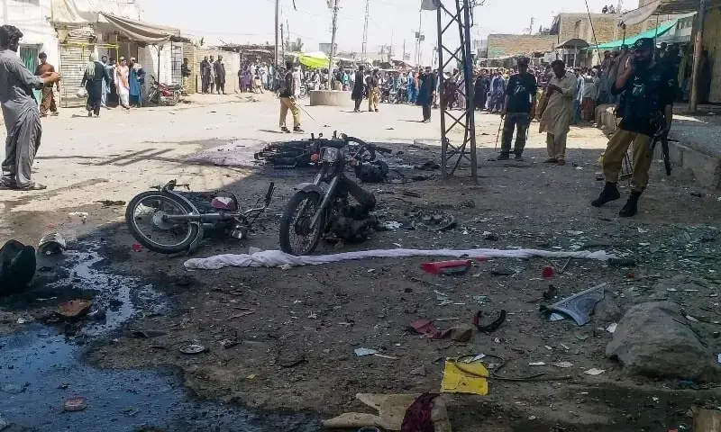 Policemen stand guard at the site of a bomb explosion at Pakistan&rsquo;s border town of Chaman on August 10. &mdash; AFP/File