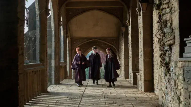 The first teaser for the upcoming Harry Potter series has dropped and it&rsquo;s like we&rsquo;re back in 2001