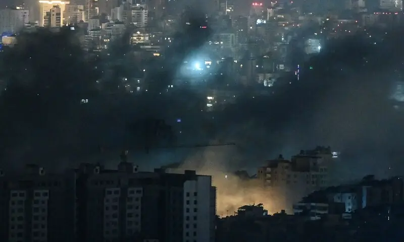 Smoke rises from the site of an Israeli airstrike in Beirut&rsquo;s southern suburbs early on March 28, 2026. &mdash;AFP