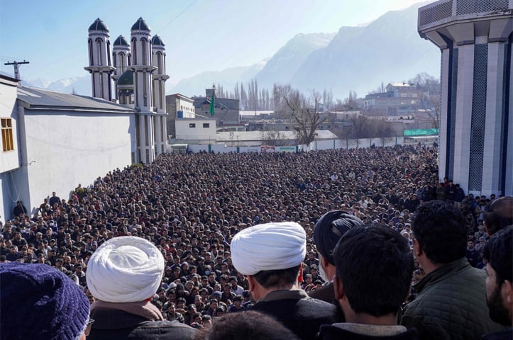 PEOPLE gather in large numbers for an anti-US and Israel protest in Skardu.—AFP