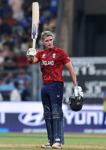 ENGLAND&rsquo;S Jacob Bethell celebrates his whirlwind century against India.&mdash;Reuters