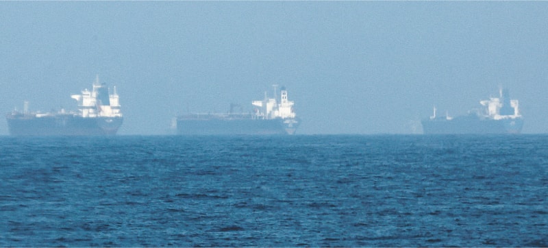  Tankers are seen off the coast of Fujairah, as Iran vows to close the Strait of Hormuz.&mdash;Reuters 