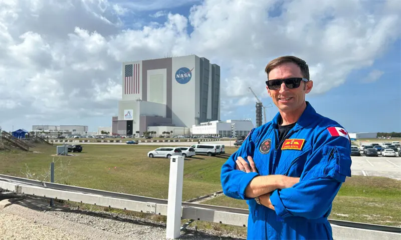 CANADIAN astronaut Joshua Kutryk poses for a portrait at Nasa’s Kennedy Space Center.—AFP CANADIAN astronaut Joshua Kutryk poses for a portrait at Nasa’s Kennedy Space Center.—AFP
