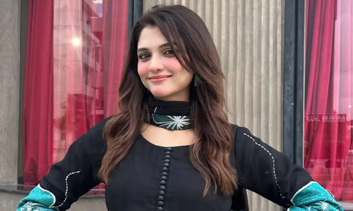 Faiza Khan wants to know why Pakistani films don&rsquo;t use old Pakistani songs when Bollywood does