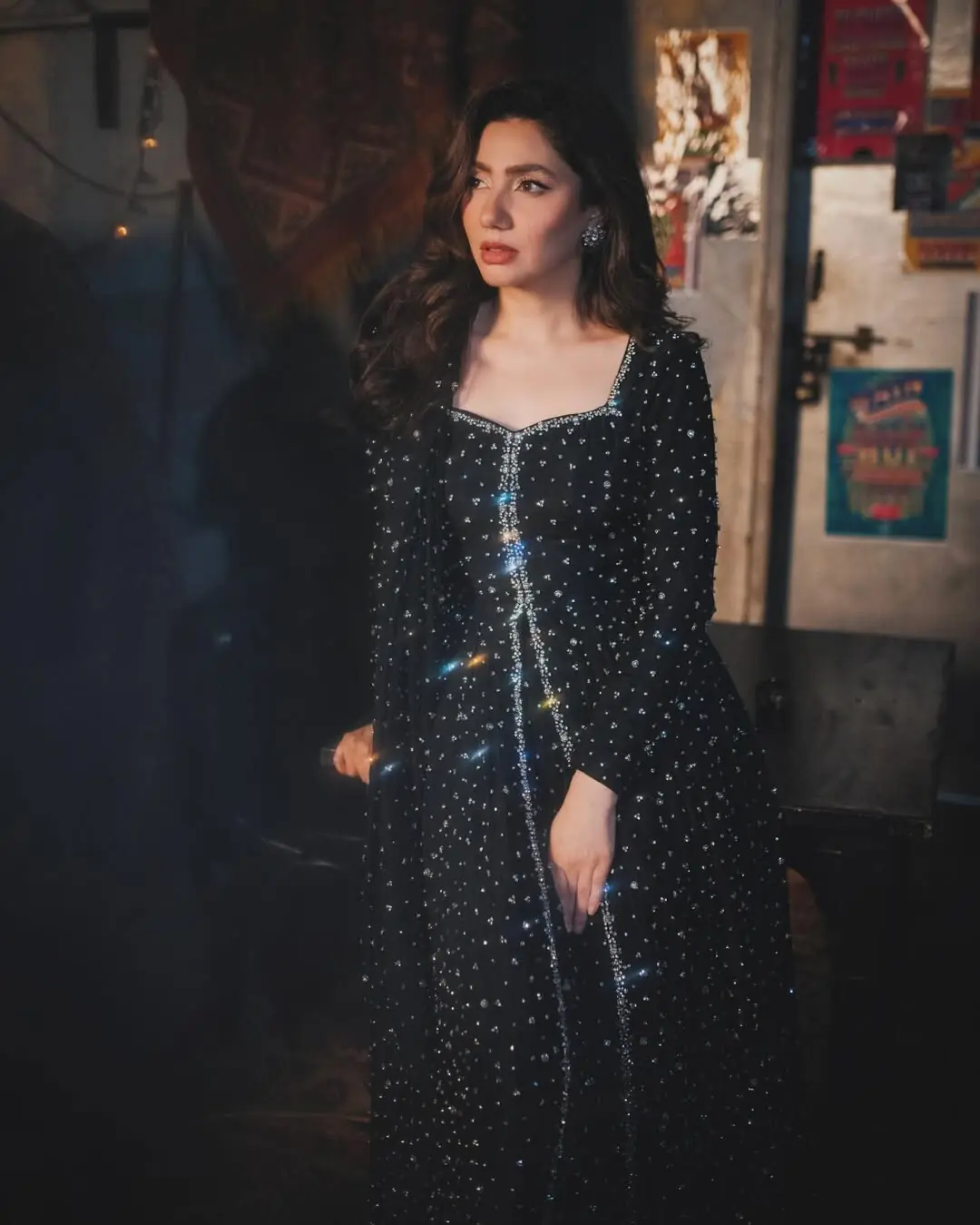 Mahira Khan pens the most wholesome thank you note for the cast and crew of Aag Lagay Basti Mein