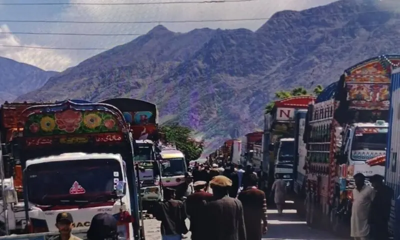 Passengers and vehicles were seen resuming their destinations after traffic was restored in Diamer Bhasha, Gilgit, on Tuesday, April 9. —Photo provided by the author Passengers and vehicles were seen resuming their destinations after traffic was restored in Diamer Bhasha, Gilgit, on Tuesday, April 9. —Photo provided by the author