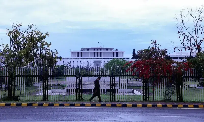 A paramilitary soldier walks with the President House building in the background, on the day Pakistan hosts talks with Saudi Arabia, Turkey and Egypt to discuss regional de-escalation, amid the US-Israel conflict with Iran, in Islamabad on March 29. — Reuters/File A paramilitary soldier walks with the President House building in the background, on the day Pakistan hosts talks with Saudi Arabia, Turkey and Egypt to discuss regional de-escalation, amid the US-Israel conflict with Iran, in Islamabad on March 29. — Reuters/File