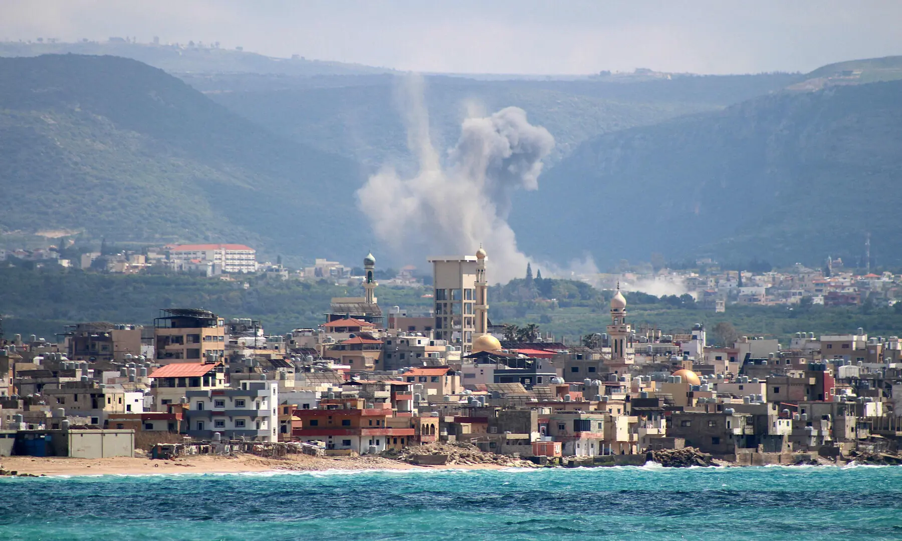 Smoke rises from the site of an Israeli airstrike that targeted an area on the outskirts of the southern Lebanese city of Tyre on April 8, 2026. — AFP Smoke rises from the site of an Israeli airstrike that targeted an area on the outskirts of the southern Lebanese city of Tyre on April 8, 2026. — AFP