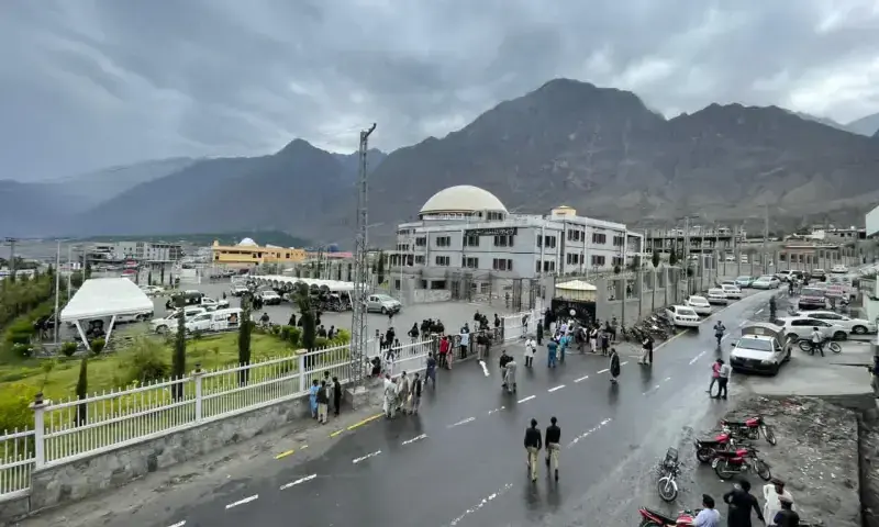 A view of the GB Assembly building in Gilgit. &mdash; Photo via Jamil Nagri