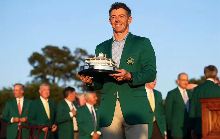RORY McIlroy of Northern Ireland poses with the Masters Trophy during the Green Jacket Ceremony at the Augusta National Golf Club.&mdash;AFP