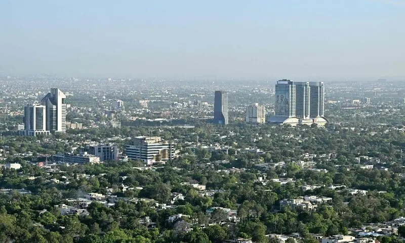 A general view shows buildings in Islamabad on April 25, 2026. &mdash;AFP