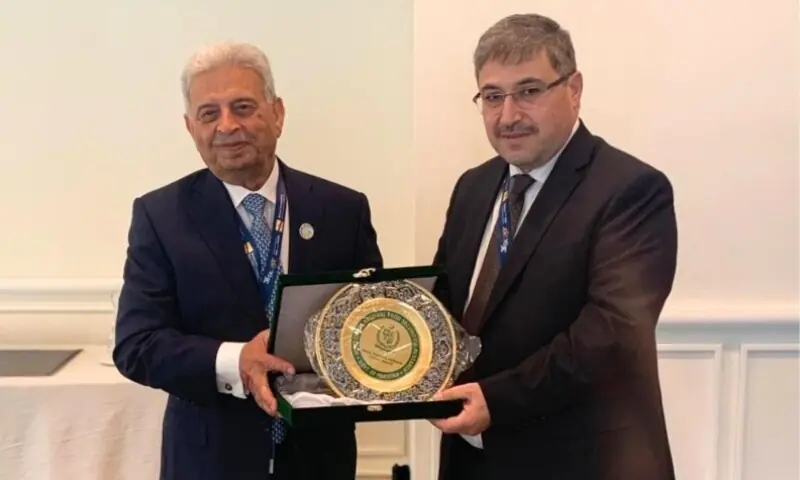 A courtesy meeting between Pakistan's Federal Minister for National Food Security and Research Rana Tanveer Hussein and the Chairperson of the Committee on World Food Security (CFS), reaffirming continued collaboration and a shared commitment to advancing food security and nutrition, held in Brunei Darussalam on April 25. — Press Information Department (PID) A courtesy meeting between Pakistan's Federal Minister for National Food Security and Research Rana Tanveer Hussein and the Chairperson of the Committee on World Food Security (CFS), reaffirming continued collaboration and a shared commitment to advancing food security and nutrition, held in Brunei Darussalam on April 25. — Press Information Department (PID)