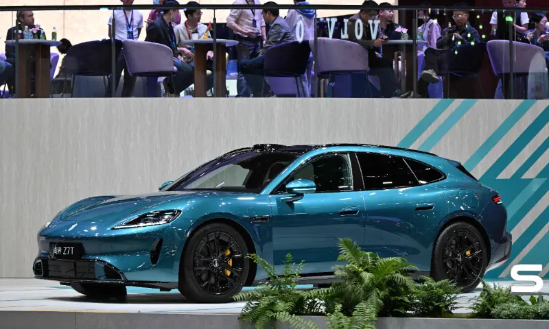 An SAIC Z7T is displayed at the Beijing Auto Show in Beijing on April 26, 2026.