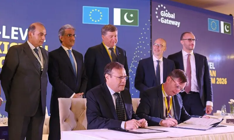 ISLAMABAD: The first two-day EU-Pakistan Business Forum has ended with the signing of pacts for sustainable economic cooperation on Wednesday.&mdash;APP