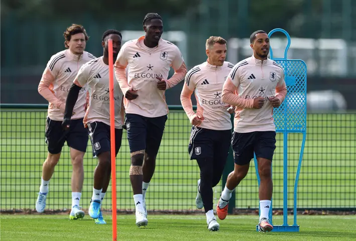 WARWICKSHIRE: Aston Villa players undergo drills during a practice session at the Bodymoor Heath Training Ground on Wednesday.&mdash;Reuters