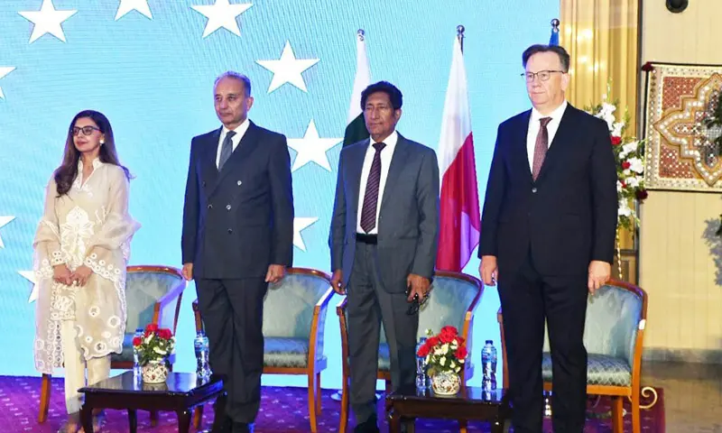 Polish Ambassador Maciej Pisarski, Minister for Climate Change Dr Musadik Malik and other guests attend a reception during Poland&rsquo;s National Day celebrations in Islamabad on Tuesday. &mdash; White Star