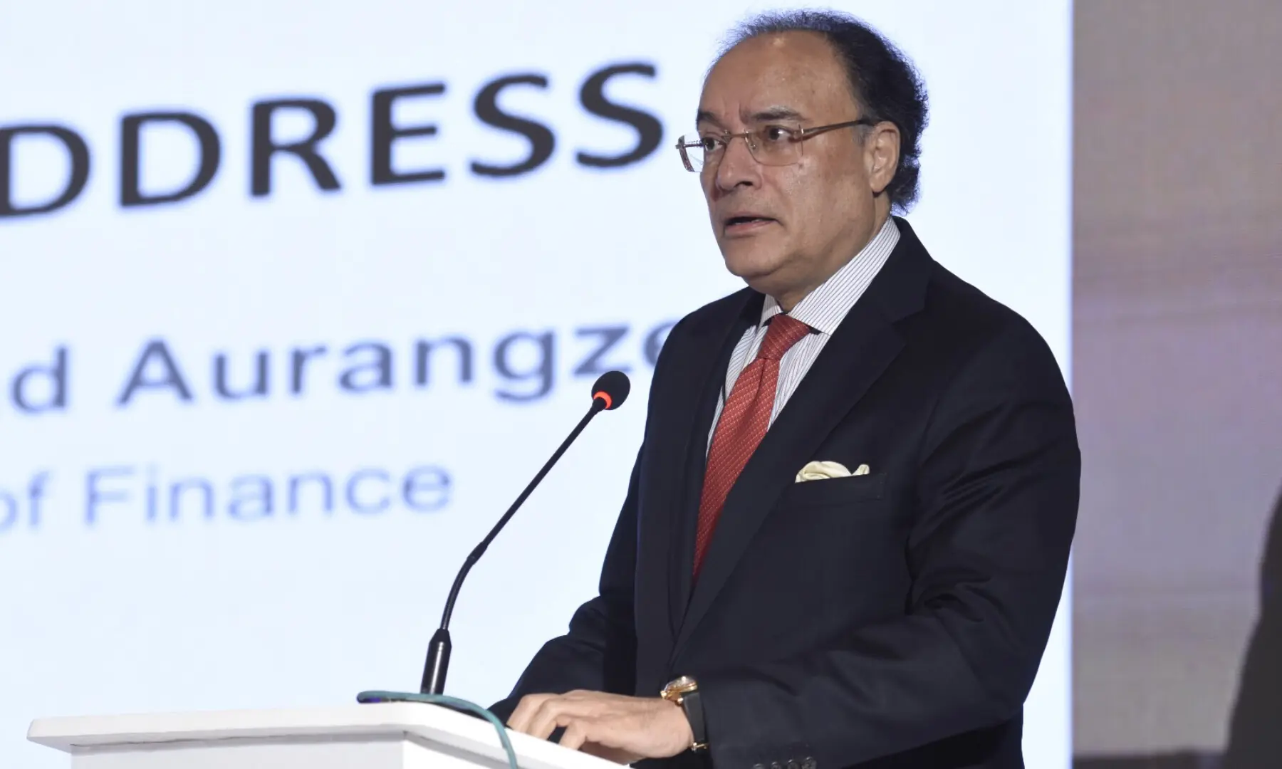 Finance Minister Muhammad Aurangzeb addresses the Breathe Pakistan conference. &mdash; White Star/Tanveer Shahzad