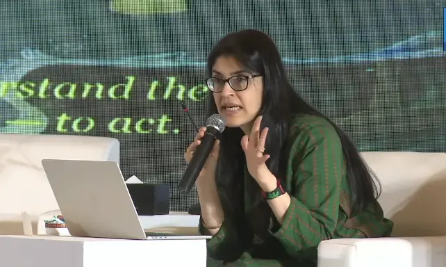  Dr Erum Sattar speaks at the Breathe Pakistan conference. &mdash; screengrab 