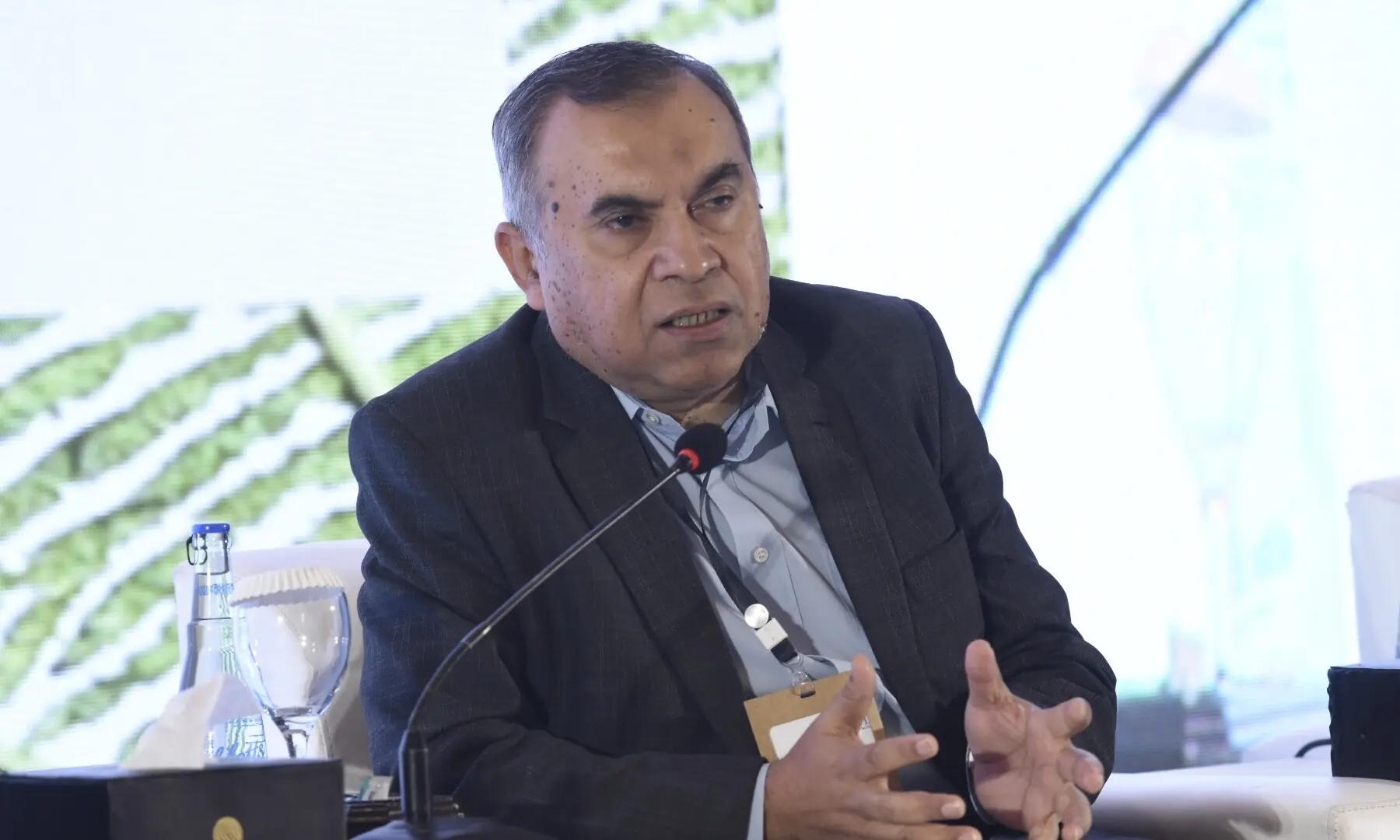 Dr Noman Ahmed, Pro Vice Chancellor at NED University of Engineering and Technology speaks at Breathe Pakistan. &mdash; White Star/ Tanveer Shahzad