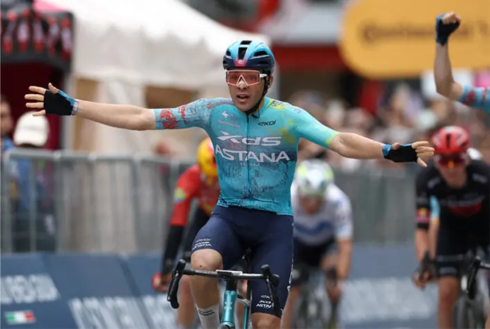 XDS Astana Team&rsquo;s Guillermo Thomas Silva of Uruguay celebrates after winning the second stage of the Giro d&rsquo;Italia.&mdash;Reuters