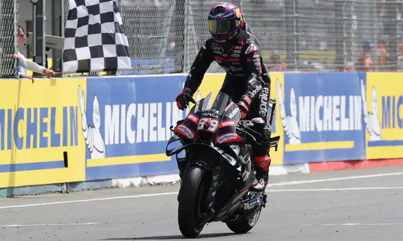 APRILIA Racing’s Spanish rider Jorge Martin celebrates after winning the MotoGP French Grand Prix sprint race at the Bugatti Circuit on Saturday.—Reuters APRILIA Racing’s Spanish rider Jorge Martin celebrates after winning the MotoGP French Grand Prix sprint race at the Bugatti Circuit on Saturday.—Reuters