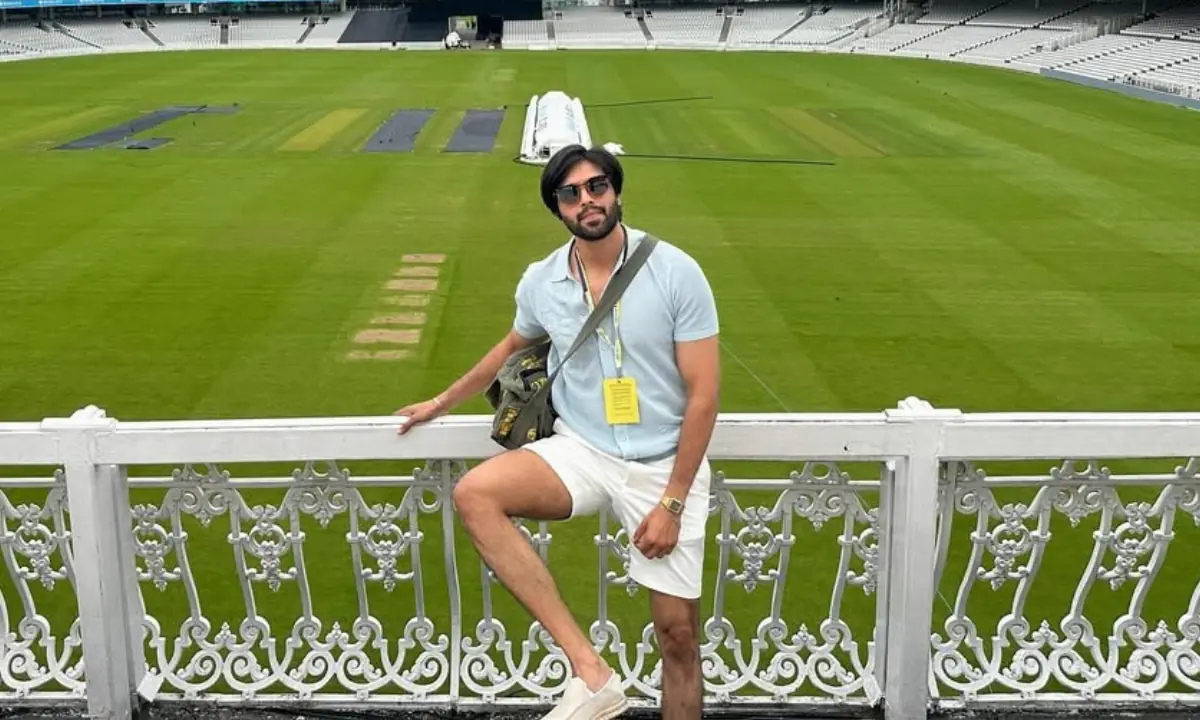 Fahad Mustafa will wear shorts if he wants to
