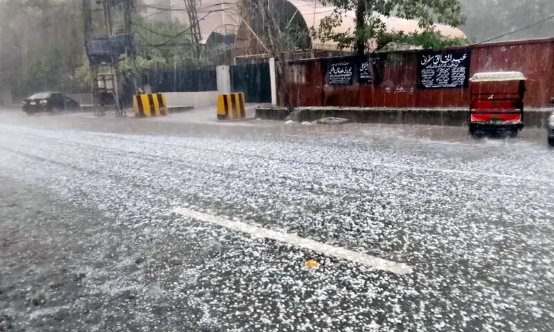 A hailstorm lashed the provincial capital in an unusual turn of May weather, blanketing parts of the city in a sudden burst of icy showers. &mdash; APP
