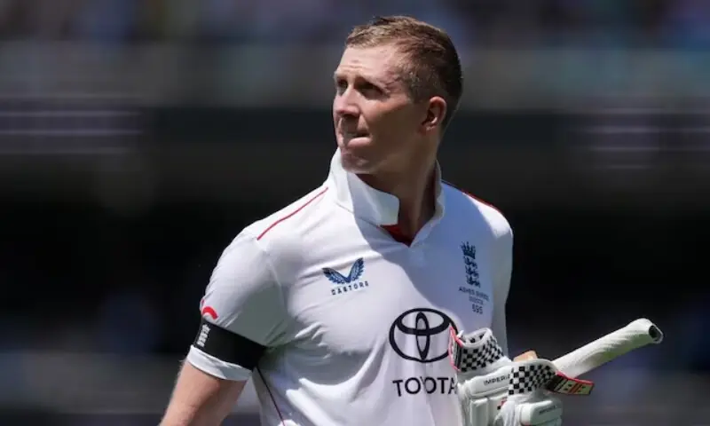 England's Zak Crawley walks after losing his wicket, lbw off the bowling of Australia's Michael Neser. —Reuters England's Zak Crawley walks after losing his wicket, lbw off the bowling of Australia's Michael Neser. —Reuters