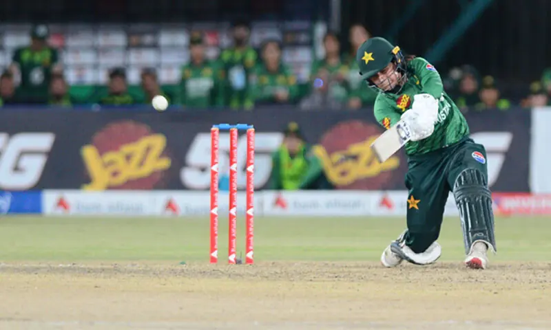 Pakistan captain Fatima Sana plays a lofted stroke during the third T20 International against Zimbabwe at the National Bank Stadium on Friday. —Tahir Jamal/White Star Pakistan captain Fatima Sana plays a lofted stroke during the third T20 International against Zimbabwe at the National Bank Stadium on Friday. —Tahir Jamal/White Star