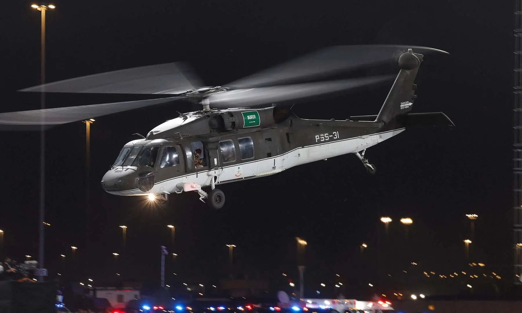 Members of the Saudi security forces hold a demonstration during a military parade in preparation for the annual Haj pilgrimage in the holy city of Makkah, Saudi Arabia on May 21, 2026. — Reuters