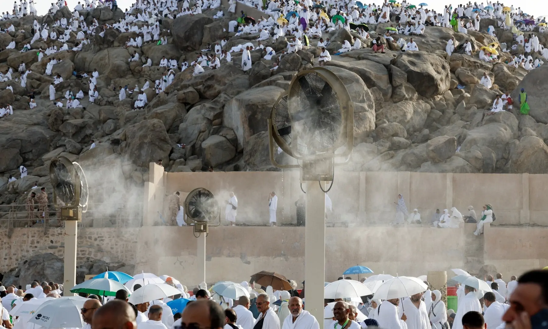 Muslim pilgrims gather at Mount of Mercy on the plain of Arafat during Haj outside the holy city of Makkah, Saudi Arabia, May 26, 2026. —Reuters