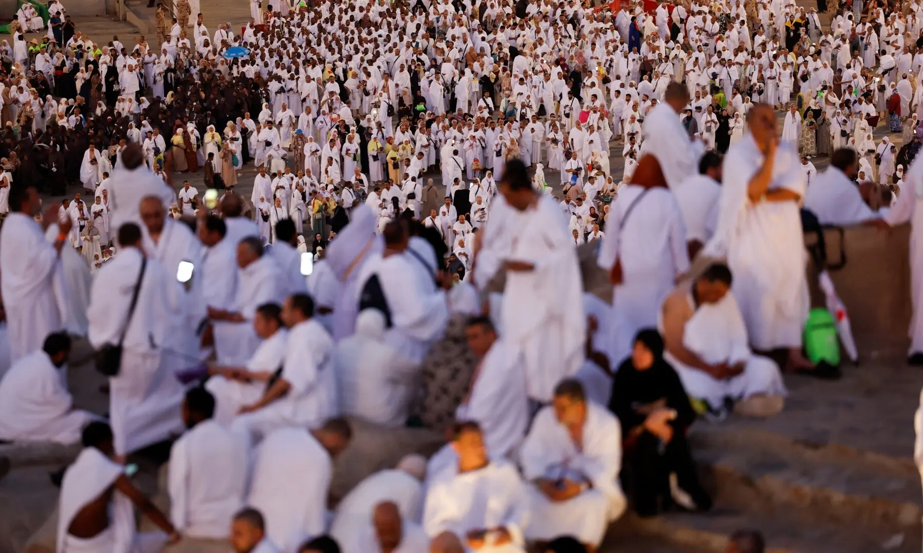 Muslim pilgrims gather at Mount of Mercy on the plain of Arafat as the sun rises during Haj, outside the holy city of Makkah, Saudi Arabia, May 26, 2026. —Reuters