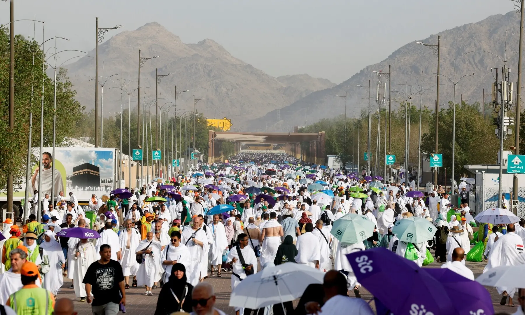 Muslim pilgrims gather at Mount of Mercy on the plain of Arafat during Haj, outside the holy city of Makkah, Saudi Arabia, May 26, 2026. —Reuters