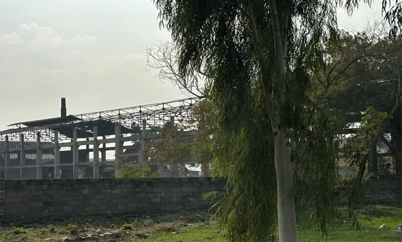 A steel mill in the Gadoon Amazai Industrial Estate, which has been closed for many years, is slowly falling into disrepair.&mdash;Photo by Muqaddam Khan