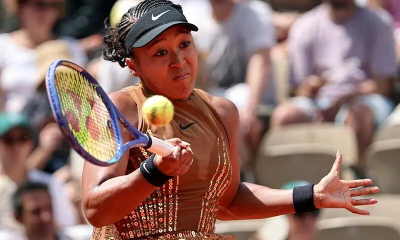 Japan’s Naomi Osaka plays a forehand return to US Iva Jovic during their women’s singles match on day 7 of the French Open tennis tournament, on Court Suzanne-Lenglen at the Roland-Garros Complex in Paris, France on May 30, 2026. — AFP