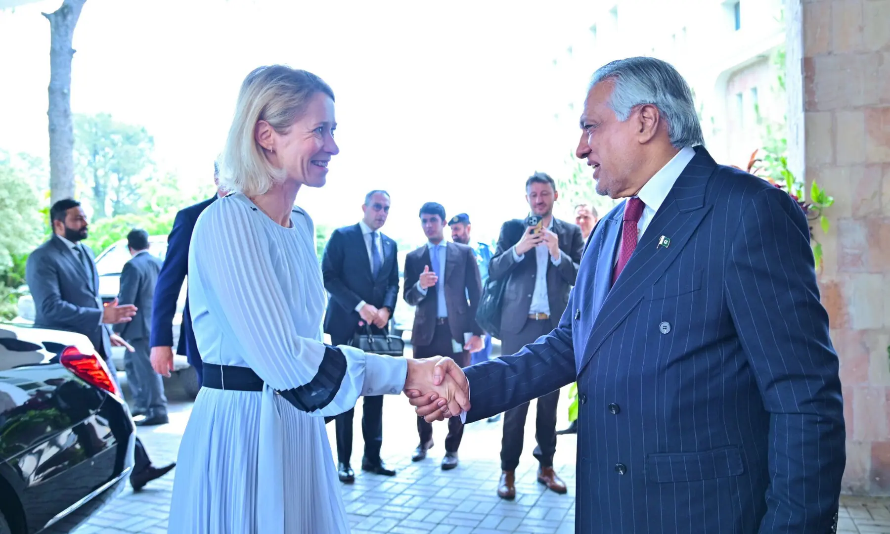 Euro&shy;&shy;pean Union&rsquo;s top diplomat, Kaja Kallas, is welcomed at the Ministry of Foreign Affairs by Deputy Prime Minister Ishaq Dar, on June 1, 2026. &mdash; X/ForeignOfficePk