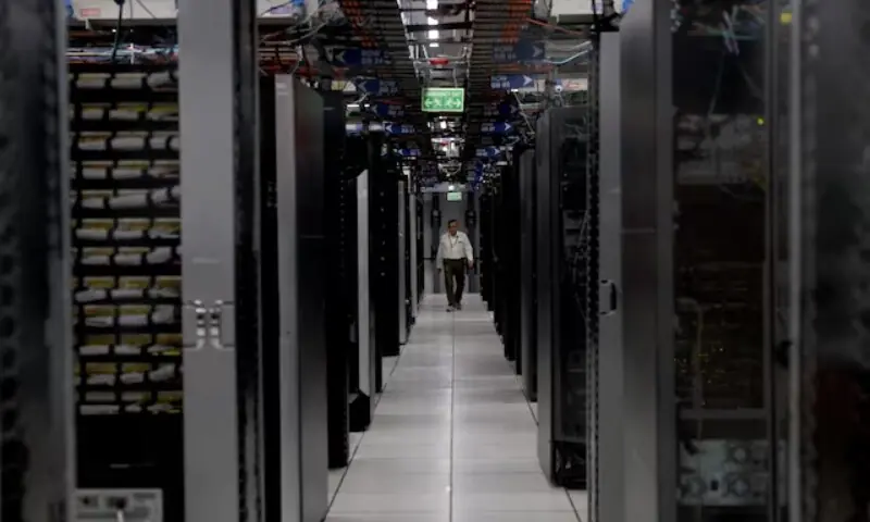 An employee walks through a data centre of Hewlett Packard Enterprise (HPE) inside its office building in Bengaluru, India, on May 29, 2026. &mdash; Reuters/File
