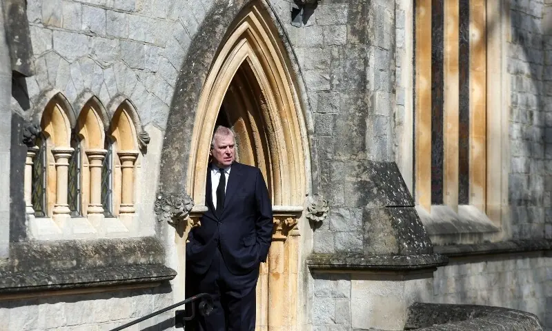 The image shows entrance to Royal Lodge, a 30-room property and former residence to Britain's former prince Andrew where police said they are still conducting a search, in Windsor, west of London on February 20, 2026, a day after Andrew Mountbatten-Windsor was arrested on the royal family's remote Sandringham estate in eastern England. &mdash; AFP