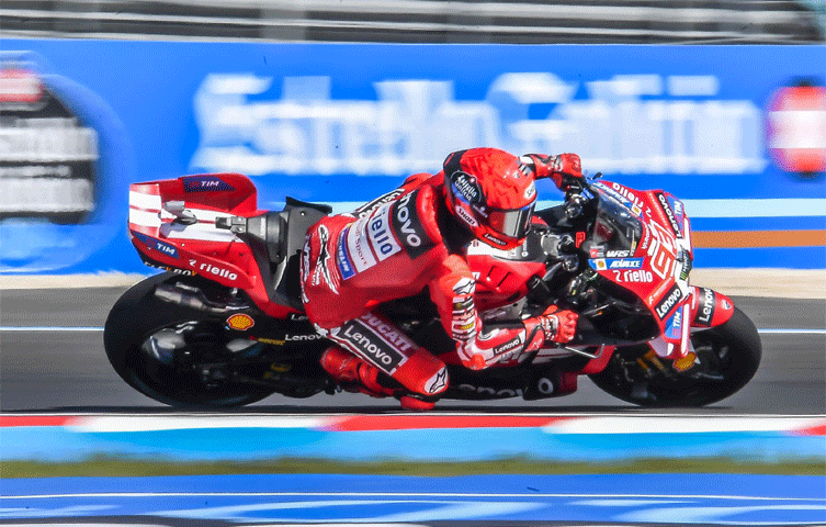 TEAM Ducati Lenovo’s Spanish rider Marc Marquez in action during the qualifying session for the MotoGP Hungarian Grand Prix at the Balaton Park Circuit on Saturday.—AFP TEAM Ducati Lenovo’s Spanish rider Marc Marquez in action during the qualifying session for the MotoGP Hungarian Grand Prix at the Balaton Park Circuit on Saturday.—AFP
