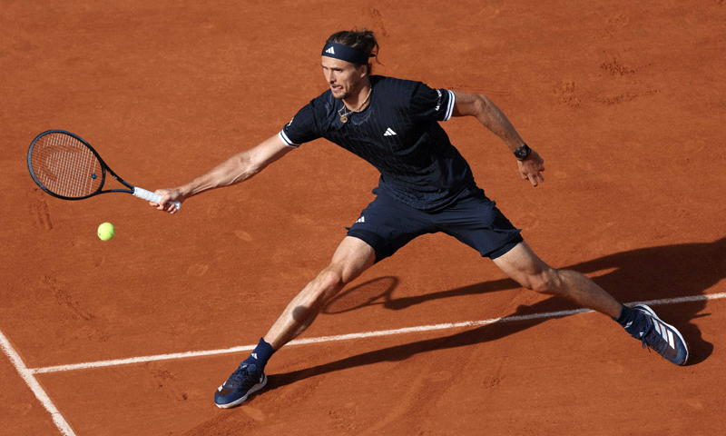 GERMANY’S Alexander Zverev plays a forehand return to Flavio Cobolli of Italy during the French Open final at the Roland-Garros Complex on Sunday.—AFP GERMANY’S Alexander Zverev plays a forehand return to Flavio Cobolli of Italy during the French Open final at the Roland-Garros Complex on Sunday.—AFP