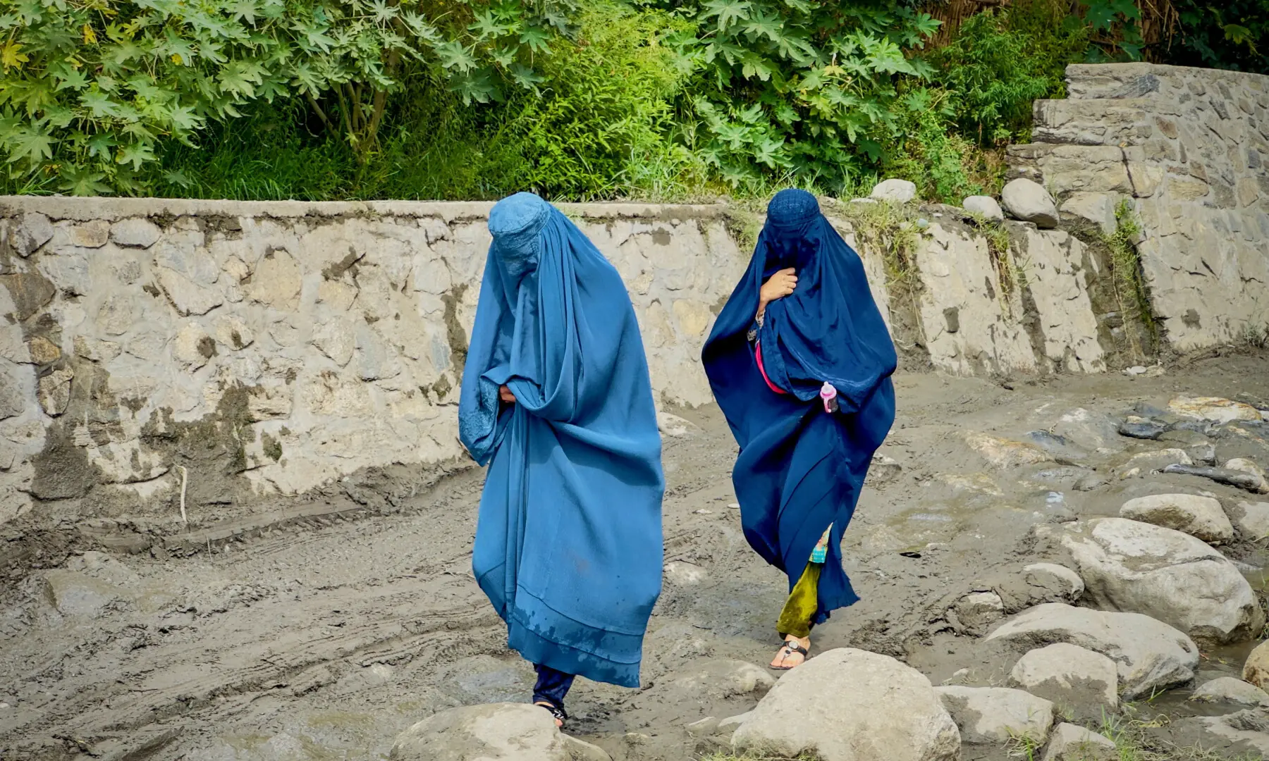 Afghan women in burqa walk towards a safer place after their house was damaged following a deadly magnitude 6 earthquake that struck Afghanistan on Sunday, at Lulam village, in Nurgal district, Kunar province, Afghanistan on Sept 3, 2025. — Reuters/File Afghan women in burqa walk towards a safer place after their house was damaged following a deadly magnitude 6 earthquake that struck Afghanistan on Sunday, at Lulam village, in Nurgal district, Kunar province, Afghanistan on Sept 3, 2025. — Reuters/File