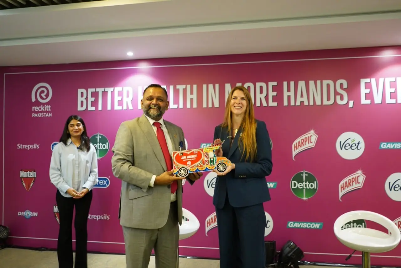 British High Commissioner Jane Marriott visits Reckitt Pakistan Office to discuss public health aims British High Commissioner Jane Marriott visits Reckitt Pakistan Office to discuss public health aims